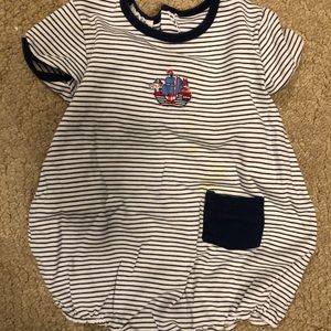 Magnolia Baby Bubble size 24m but this brand runs small so more like a 18m